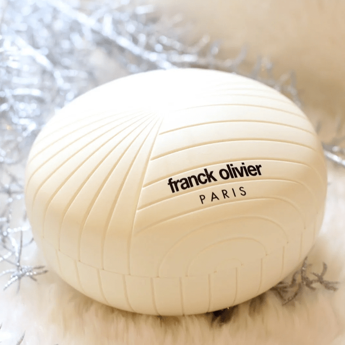 بودرة معطرة للجسم من فرانك أوليفير - 200جم - Franck Olivier Perfumed For Women 200g Body Powder - الصورة 2